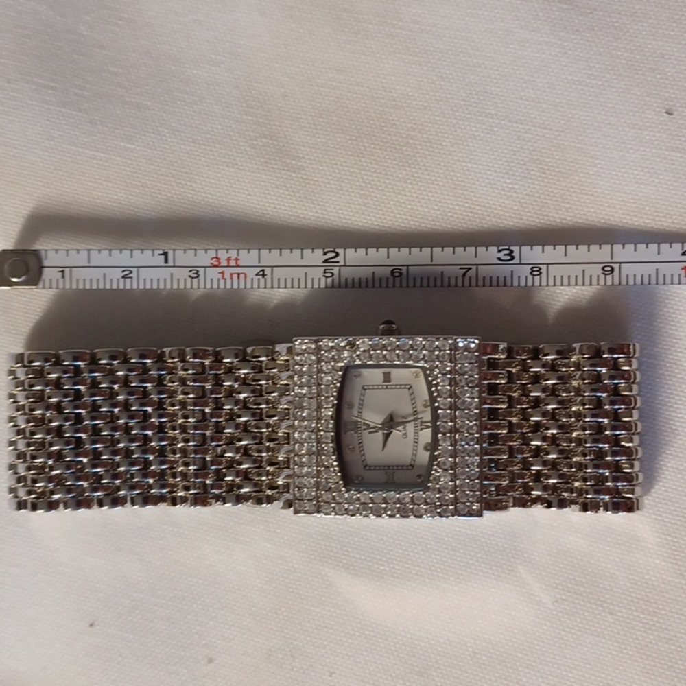 Vintage VICTORIA WIECK glamour watch